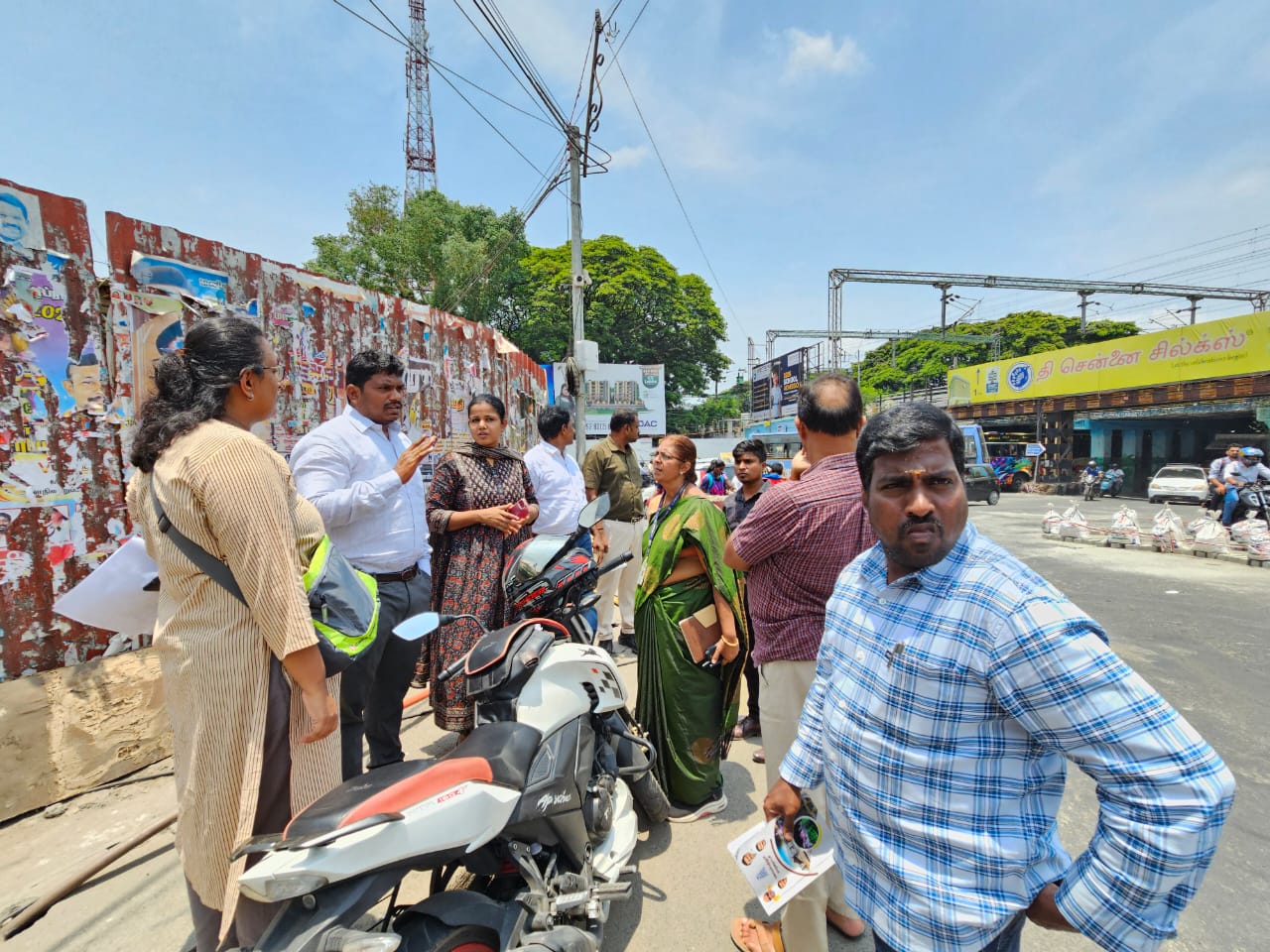 Evaluation of bus bay effectiveness